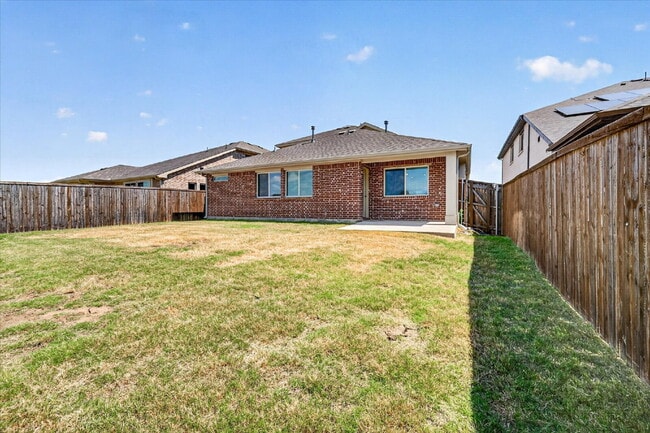 Building Photo - 1261 Rosebush Rd