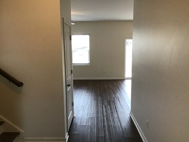 Building Photo - 163 Orion Way