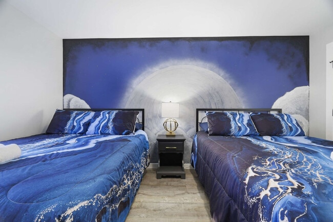 Building Photo - 126 Petrarch Trail