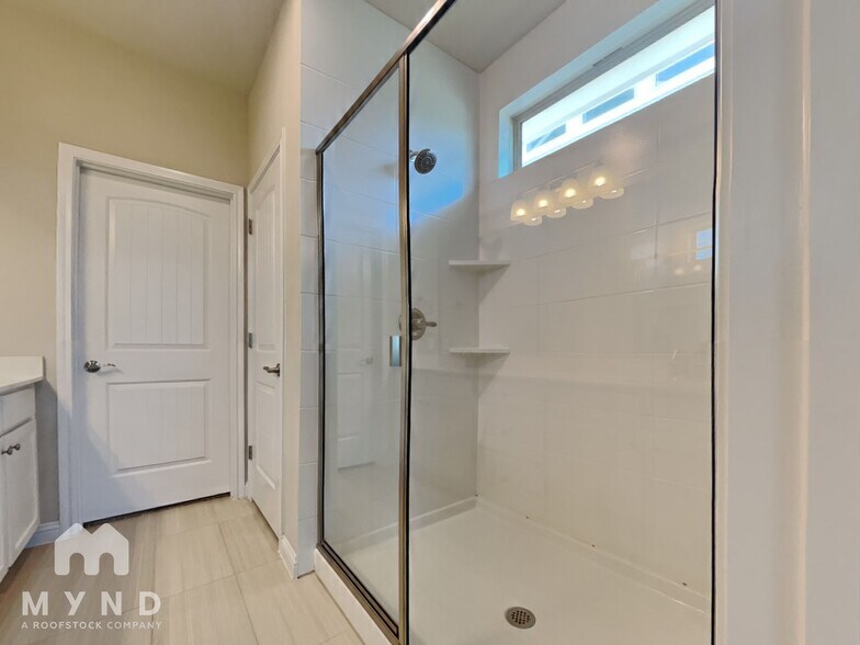Building Photo - 8603 McKamy Dr