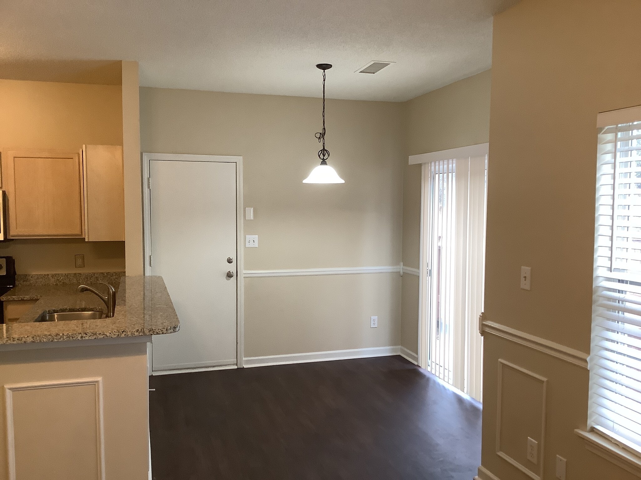 Building Photo - 13317 Michael Lynn Rd