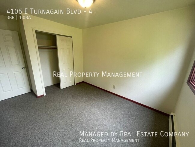 Building Photo - 4106 E Turnagain Blvd