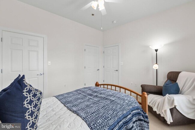 Building Photo - 830 Belmont Bay Dr