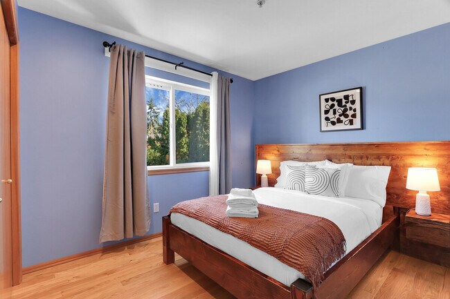 Building Photo - 7415 204th St SW