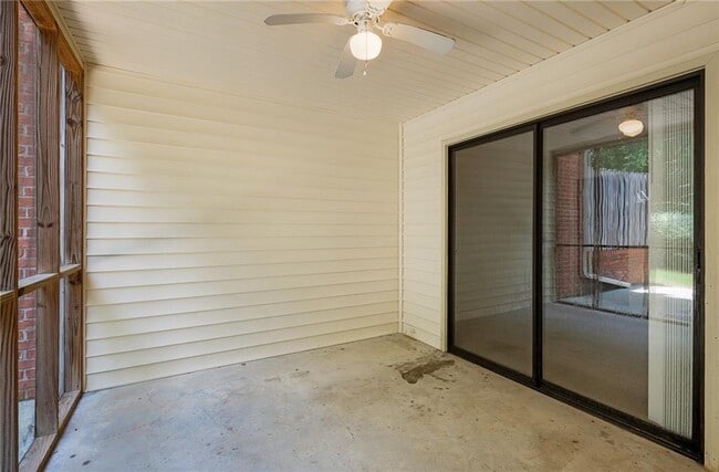 Building Photo - 509 Mt Vernon Dr