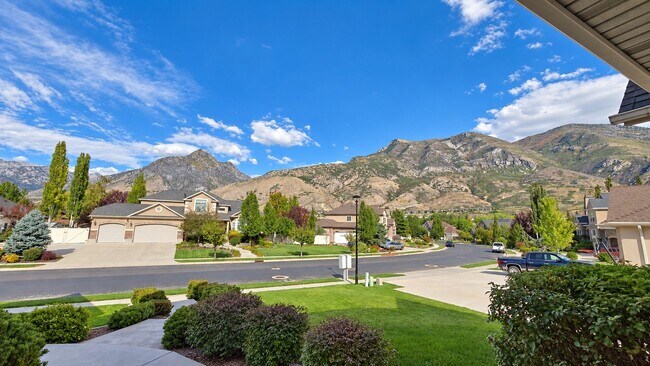 Building Photo - 4209 W Mesquite Way