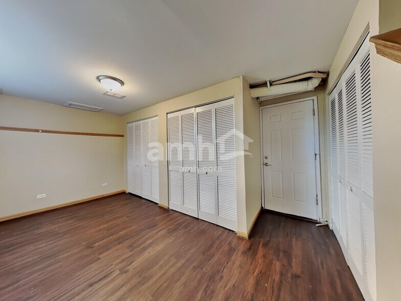 Building Photo - 775 Highview Ct