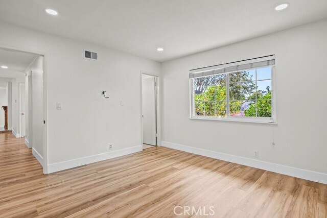 Building Photo - 5952 Par Cir