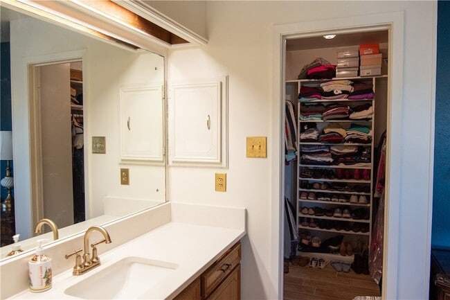 Building Photo - 4508 Littleton Ct