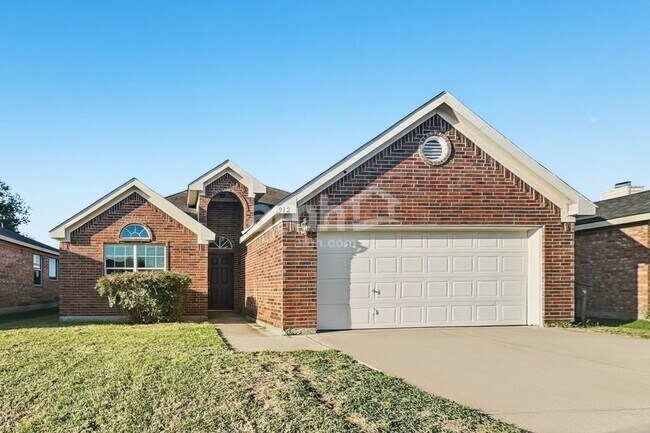 Building Photo - 912 Buffalo Springs Dr