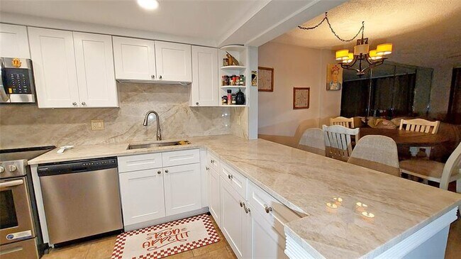 Building Photo - 367 S Federal Hwy