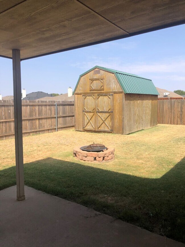 Building Photo - Home Sweet Home!!! November 2022!