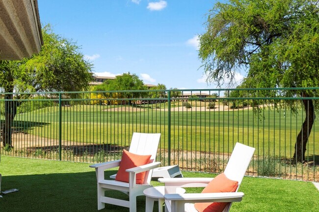 Building Photo - 14201 N 70th Way