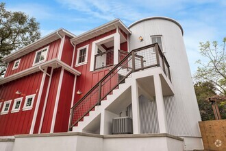 Building Photo - Fully Upgraded, New ADU