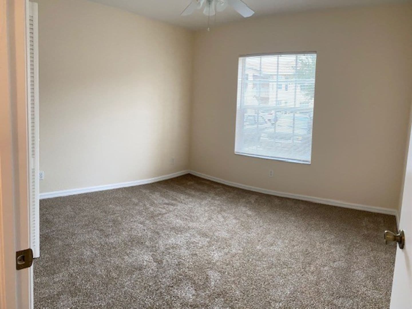 Building Photo - Coming soon  Ground Floor  2/2 Condo off Six Mile Cypress