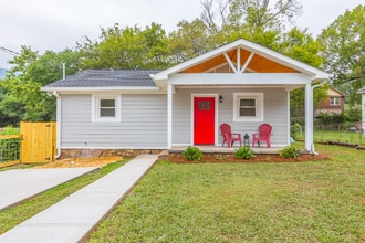 Building Photo - 3311 Tarlton Ave