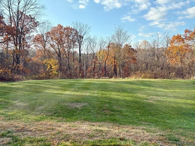 Building Photo - 427 Devon Dr