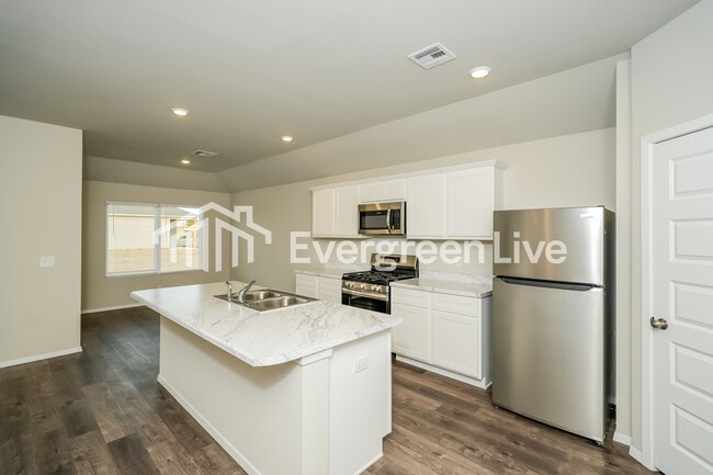 Building Photo - 10187 E Biswell Ln