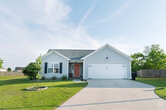 Building Photo - WHITNEY PINES - 3 Bedroom Home located in ...