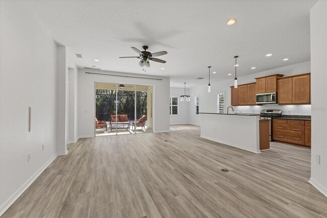 Building Photo - 4806 Lake Breeze Terrace