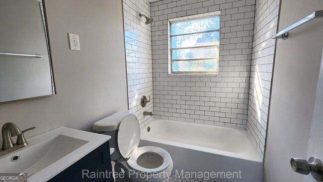 Building Photo - 20 Griffin St NW