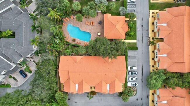 Building Photo - 2121 S Ocean Blvd