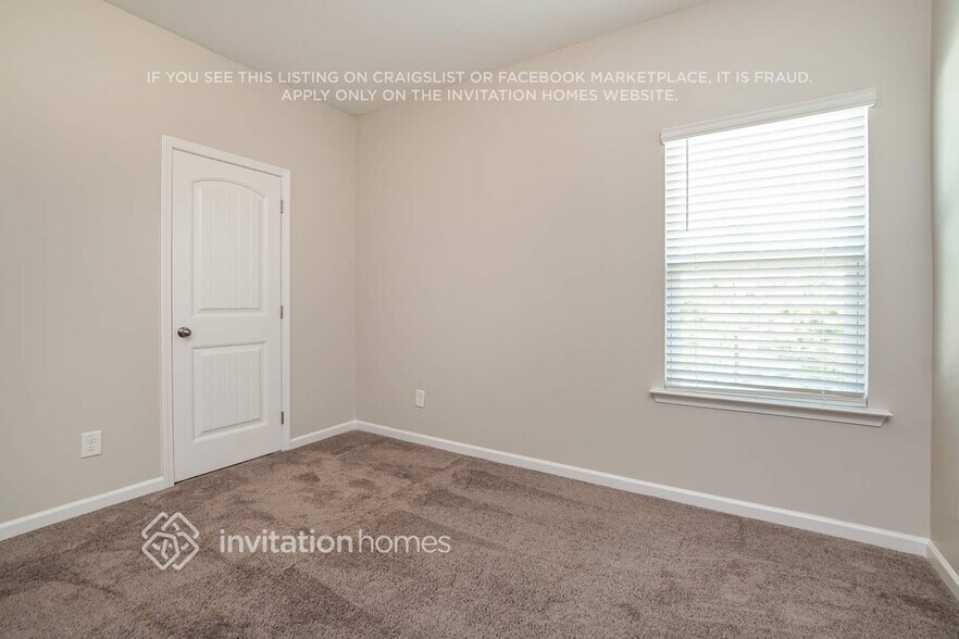 Building Photo - 6809 Shane Dr