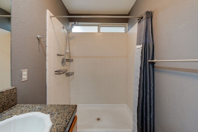 Building Photo - 6115 Brahms Ct