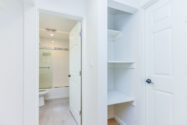 Building Photo - 1855 Euclid Street Residences