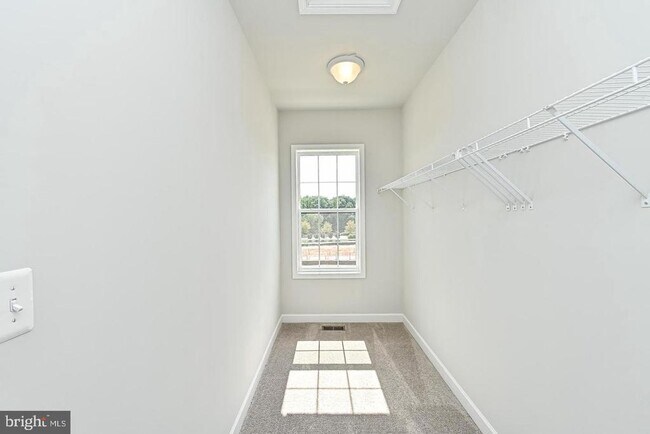 Building Photo - 12569 Todd Ln