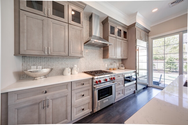 Building Photo - 10-25 Gabriel Ct