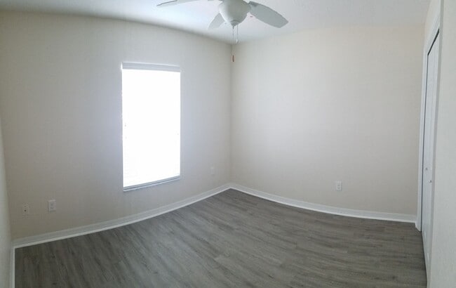 Building Photo - DIAMOND RIDGE VILLAS-10572 SE 67 CT