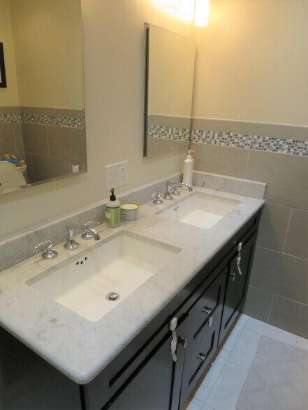 Building Photo - 7 Wareham St