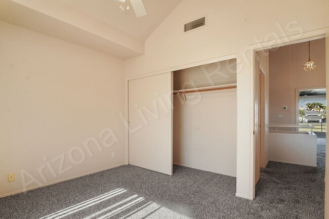 Building Photo - CONDO ON THE GREEN