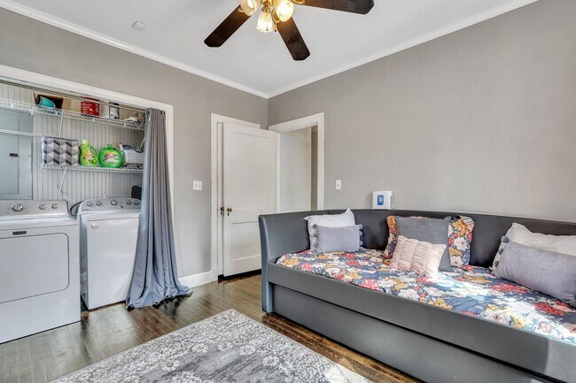 Building Photo - Beautiful Home in Desirable Ardsley Park