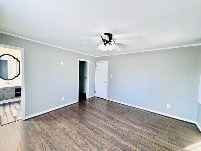 Building Photo - Spacious 4-bedroom, 2.5-bath home in Virginia Beach