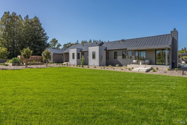 Building Photo - 601 Napa Rd