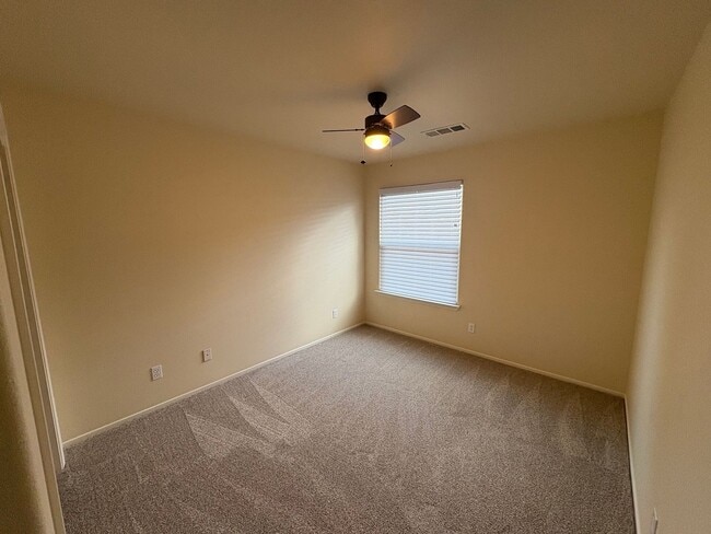 Building Photo - PRIVATE SHOWING ONLY! Immaculate 2 Story Home for Rent in Exeter!