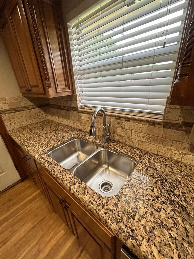 Building Photo - 2311 NW 43rd St