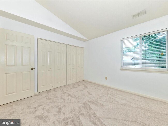 Building Photo - 2106 Whitehall Rd