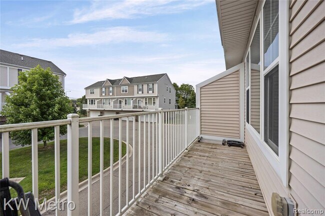 Building Photo - 4636 Bradley Cir