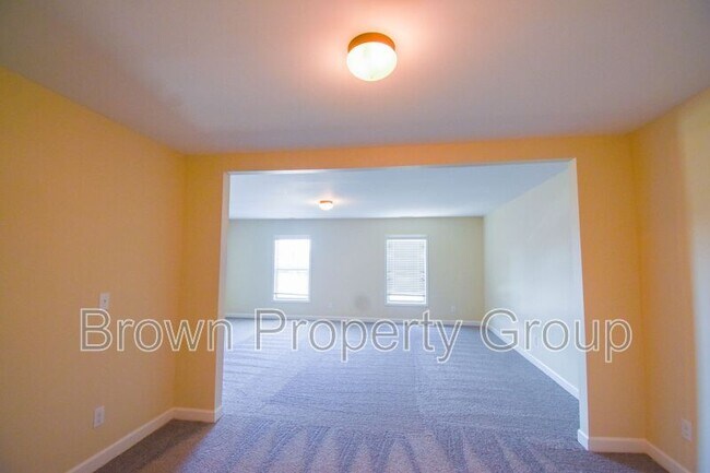 Building Photo - 76 Lumina Ct