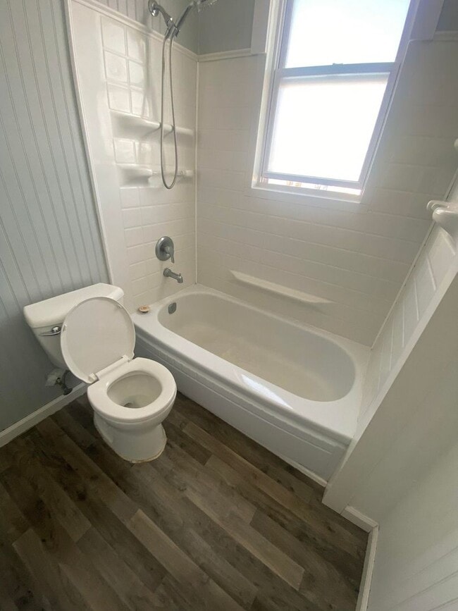 Building Photo - 1116 N Central Ave