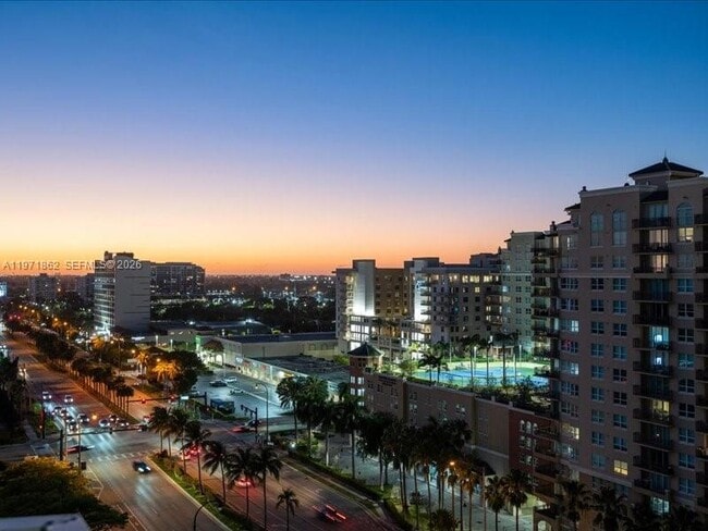 Building Photo - 2670 E Sunrise Blvd