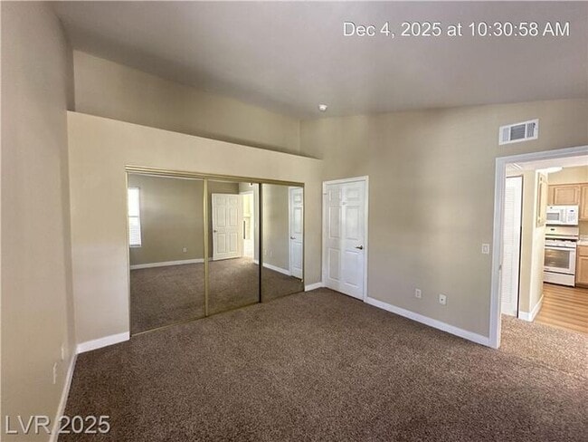 Building Photo - 2ND STORY 2-BEDROOM GREEN VALLEY CONDO