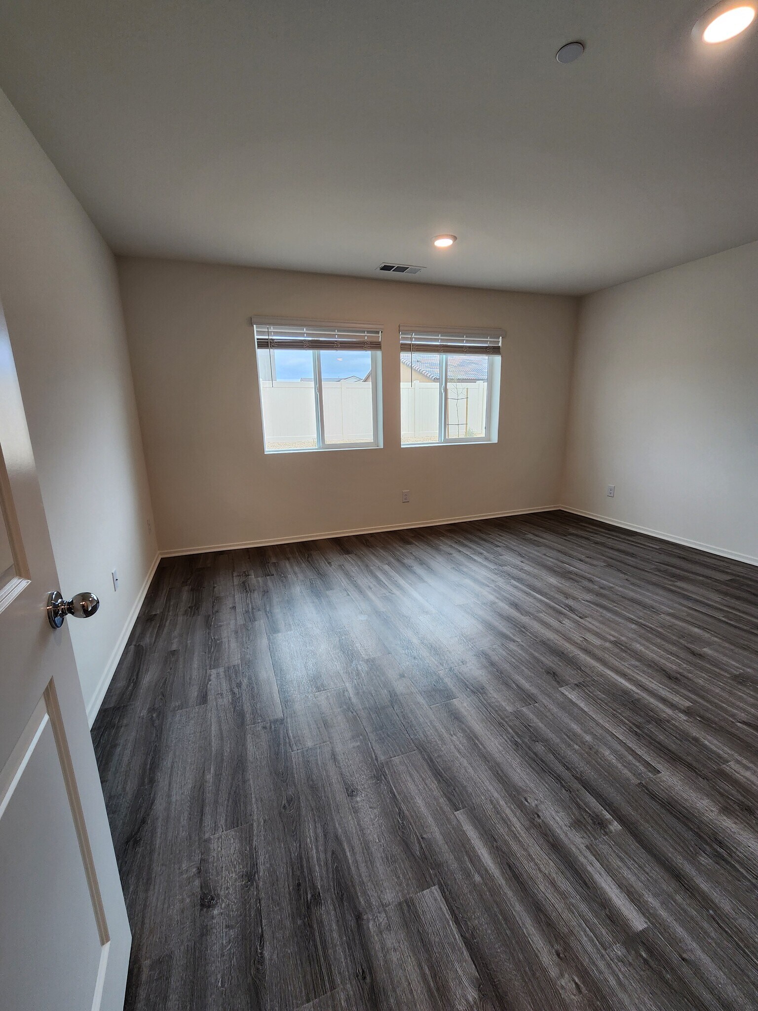 Building Photo - 4254 W Avenue J5