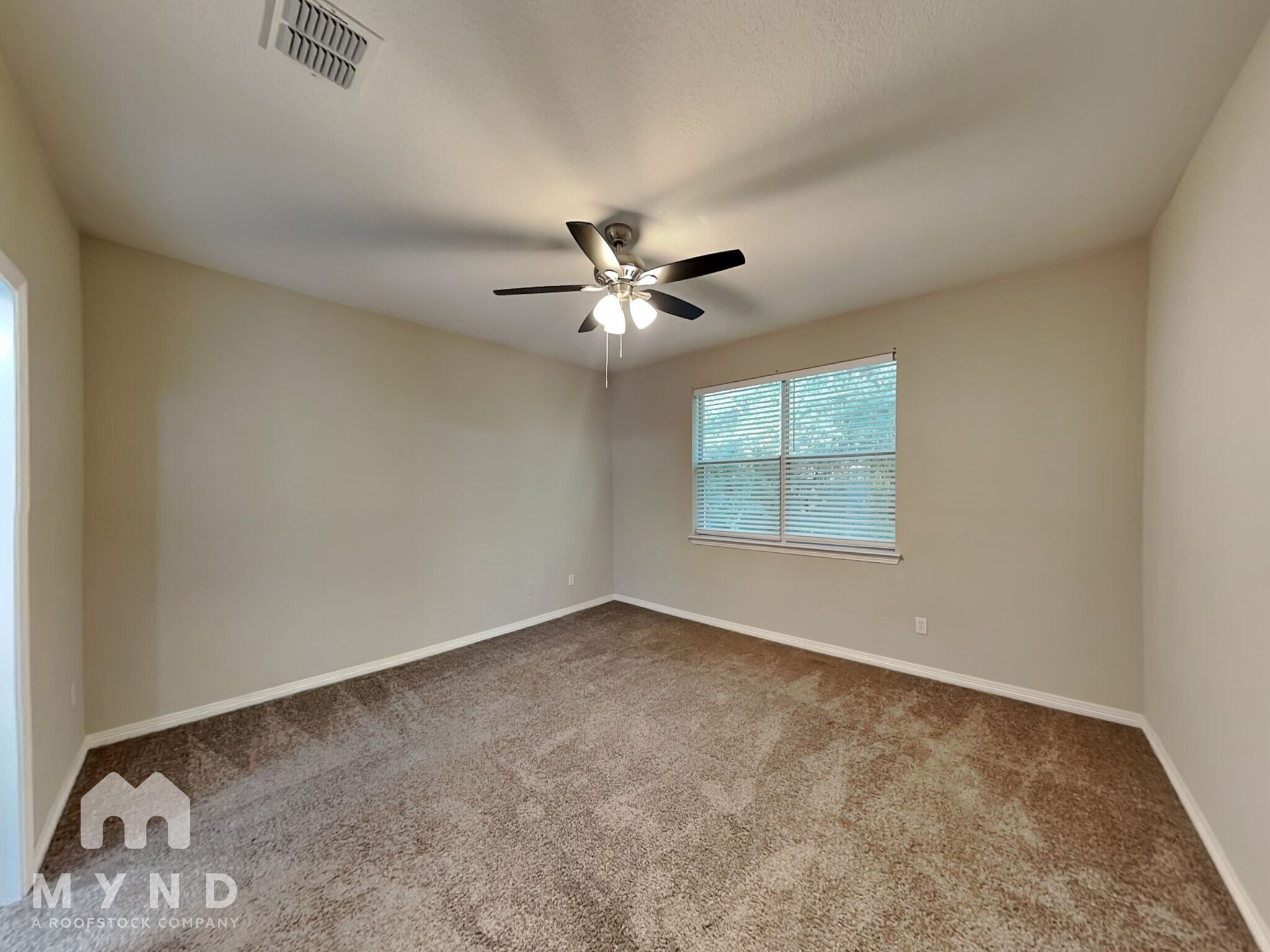 Building Photo - 2209 Country Brook Dr