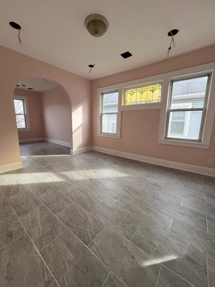 Building Photo - 509 Park Ave