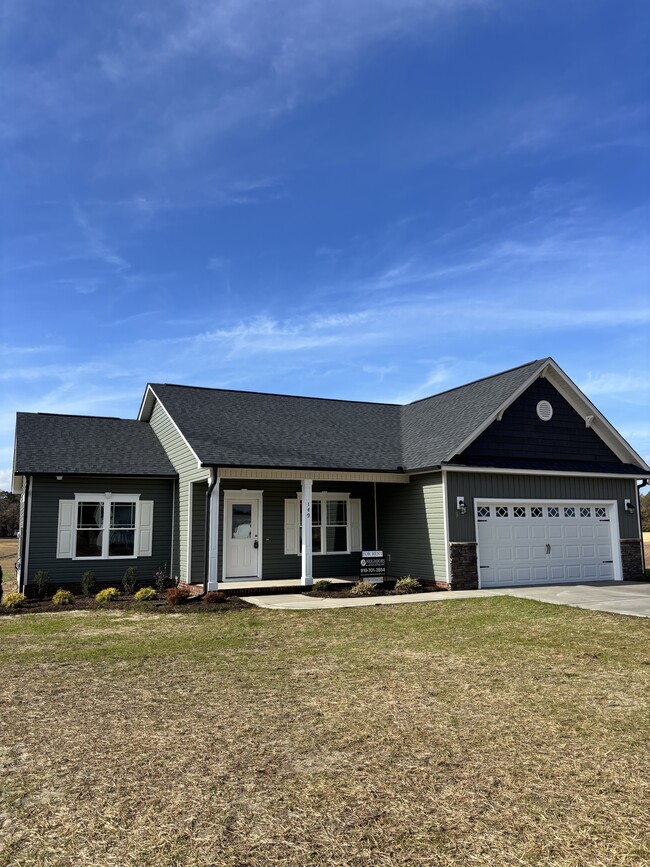 Primary Photo - 149 Budd Godwin Ln