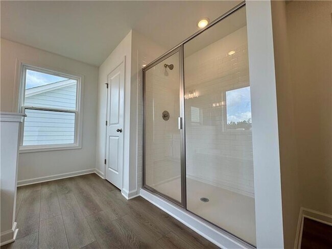 Building Photo - 5441 Hargrove Way